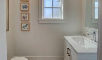 23 Chachapacassett Rd, Barrington, RI 02806