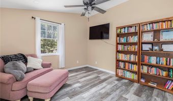 35 Provident Pl, Coventry, RI 02816