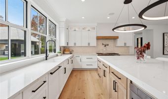 510 Abrahams Path, Amagansett, NY 11930