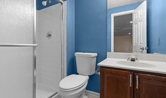 21196 WINDING BROOK Sq, Ashburn, VA 20147