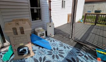 20 Moosehorn Rd, Abbot, ME 04406