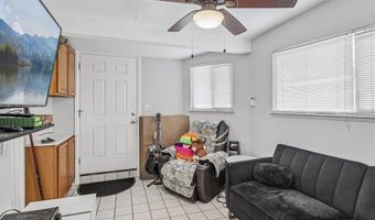 9535 Lakeview Dr, La Mesa, CA 91942