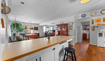311 MAPLE St, Brookings, OR 97415