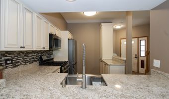 218 Partridge Ct, Algonquin, IL 60102