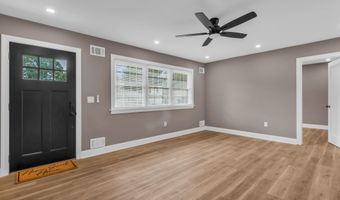 23 Georgetown Blvd, Barnegat, NJ 08005