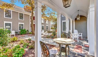 21 Mount St 4A, Bay Head, NJ 08742