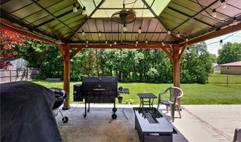 2493 Birchwood Dr, Austintown, OH 44515