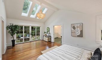 1804 Thomas Ave, Charlotte, NC 28205