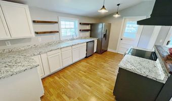 203 E Prairie Ln, Ash Grove, MO 65604