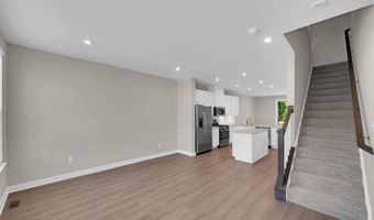 9 Halifax Rd, Bayville, NJ 08721
