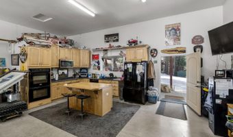 1641 Meadowview Rd, Arnold, CA 95223