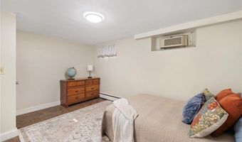 103 BIRCHWOOD Dr, North Kingstown, RI 02852