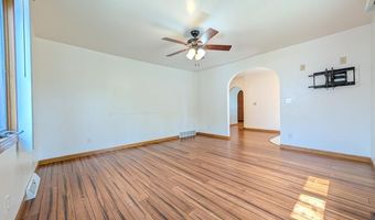 1300 E FRANCES St, Appleton, WI 54911