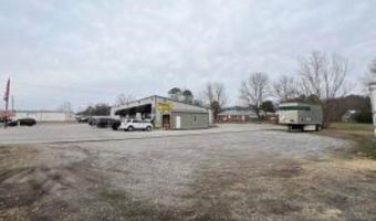 2121 Batesville Blvd Blvd, Batesville, AR 72501