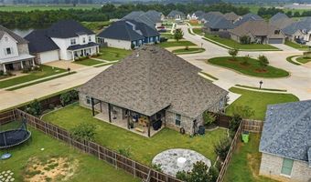 422 N Lost River Dr, Benton, LA 71006