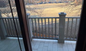 2445 S KENWOOD St, Arlington, VA 22206