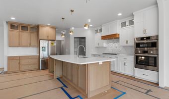 266 E SWEETWATER Way, Appleton, WI 54913