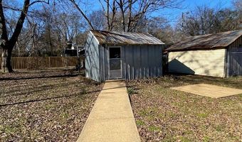 221 Bates St, Batesville, MS 38606