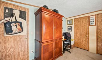 37 Circle Dr, Belmont, NH 03220