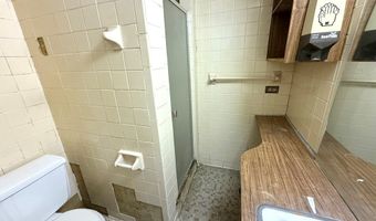 1102 N Hutchinson, Adel, GA 31620