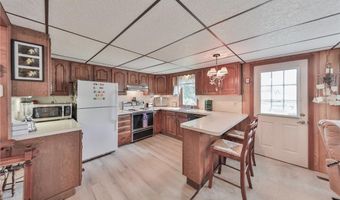 2883 South St, Allentown, PA 18103