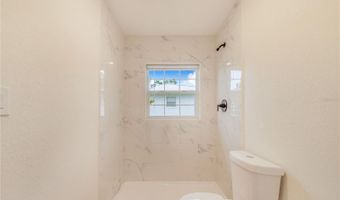 336 BAY St, Auburndale, FL 33823