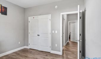 826 Barnes St, Albertville, AL 35950