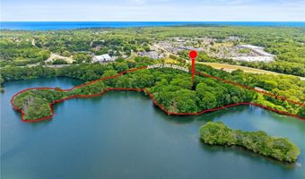 125 Woodruff Ave, Narragansett, RI 02882