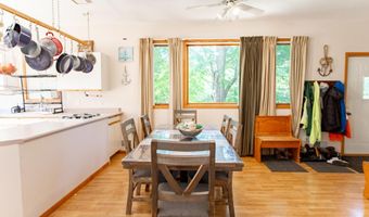 17860 River Rd, Argyle, WI 53504