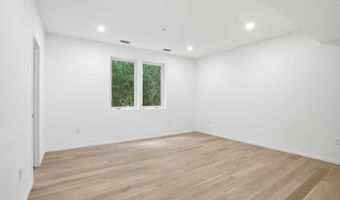 7502 NEVIS Rd, Bethesda, MD 20817