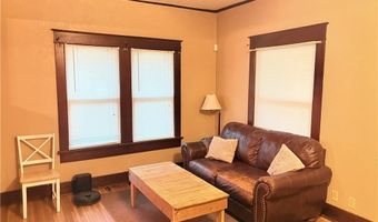 905 Parallel St, Atchison, KS 66002
