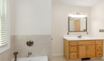 167 Cranberry Ridge Rd, Glocester, RI 02857