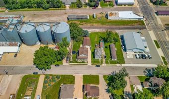 136 1st Ave, Alden, MN 56009