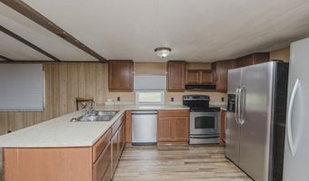 10582 Dennett Rd, Augusta, KS 67010