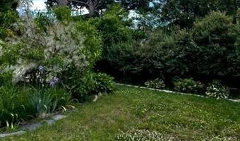 146 Lexington Ave, Cranston, RI 02910