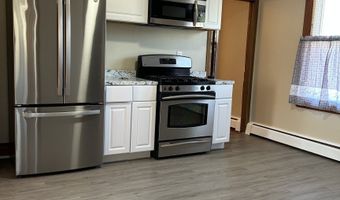 17 Branch St 2nd Floor, Waterbury, CT 06704