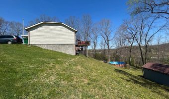8115 Country View Dr, Ashland, KY 41102