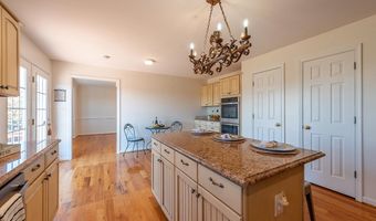 5265 BEAR HOLLOW Ln, Amissville, VA 20106