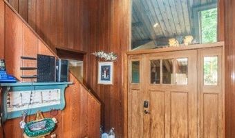 40 Brighton Rd, Andover, NJ 07821