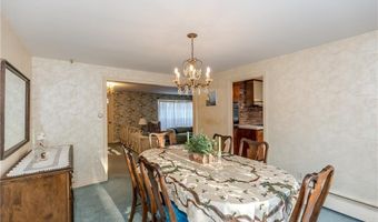 23 Roselawn Ave, North Smithfield, RI 02824