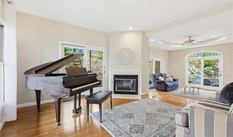 54 Paine Rd, Cumberland, RI 02864