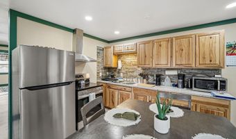 7424 Dulce Rd, Carlsbad, NM 88220