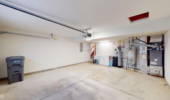 7427 Oak Knoll Dr, Indianapolis, IN 46217