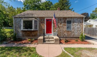 104 Knotty Oak Rd, Coventry, RI 02816