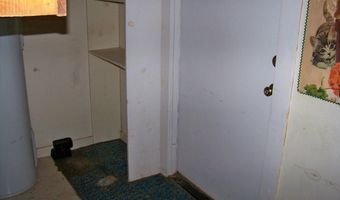 907 NW 10th St, Andrews, TX 79714