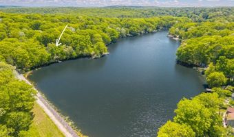 361 E Lakeshore Dr, Alloway, NJ 07422