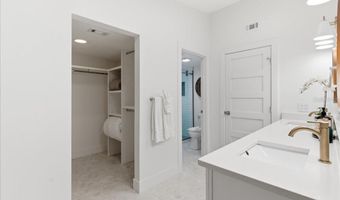 102 TUNA St, Anna Maria, FL 34216