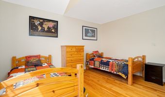8 Alden Dr 8, Berlin, MA 01503