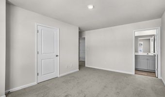 211 Maddox Dr, Aberdeen, NC 28315