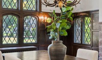1952 CANTERBURY Rd, Abington, PA 19001
